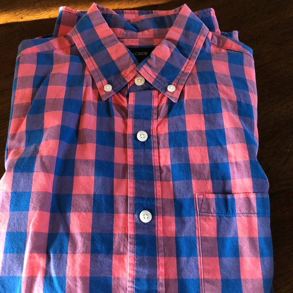 Long sleeve button up shirt